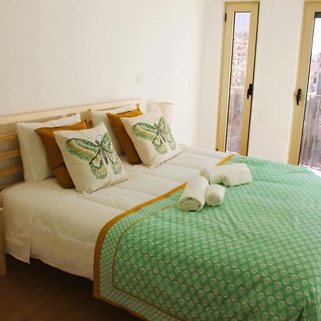 Ferienwohnung 5Min Walk From Subway Station & Free Parking Lissabon Exterior foto