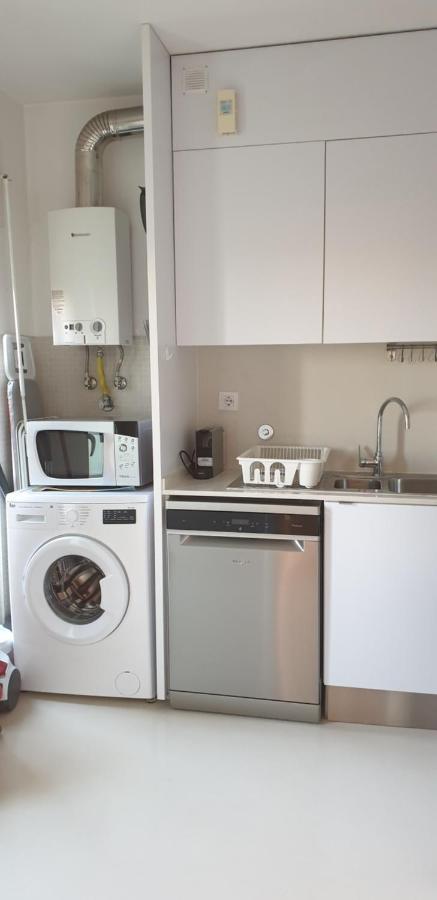 Ferienwohnung 5Min Walk From Subway Station & Free Parking Lissabon Exterior foto