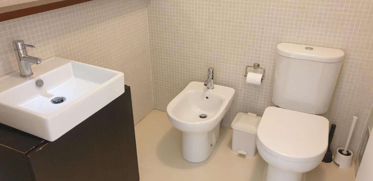 Ferienwohnung 5Min Walk From Subway Station & Free Parking Lissabon Exterior foto